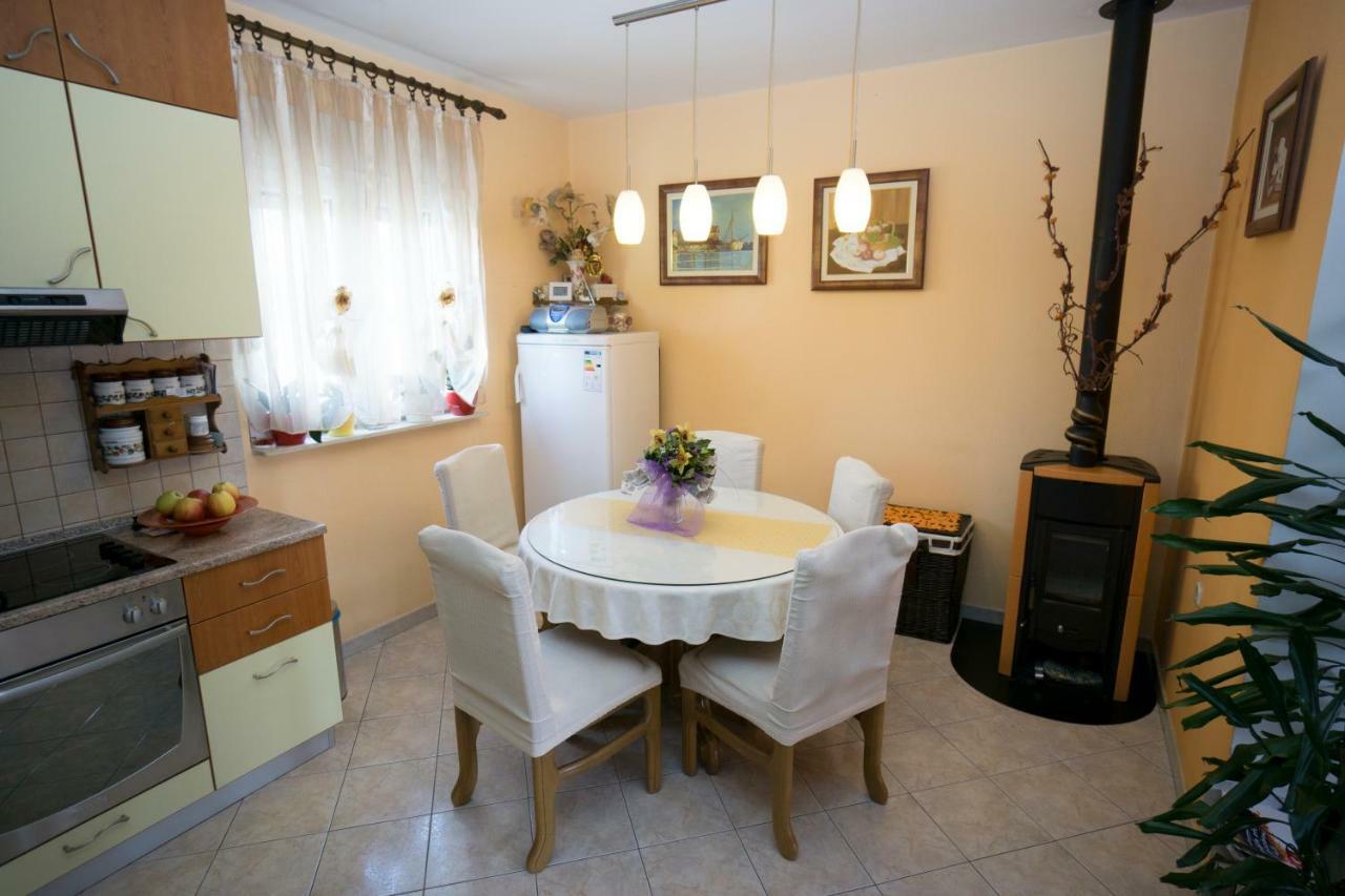 Apartman Barbi Apartment Сплит Екстериор снимка